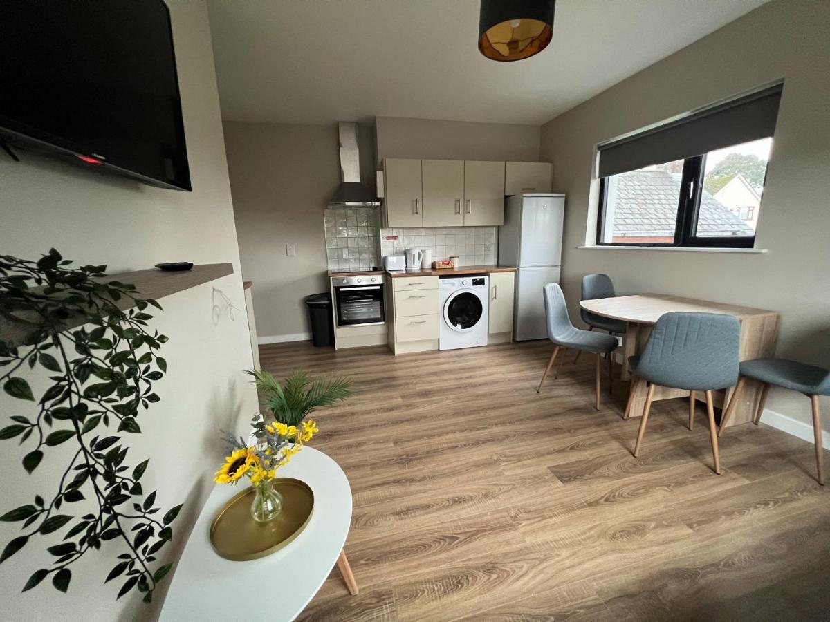 Of The Town No.5 * Cootehill